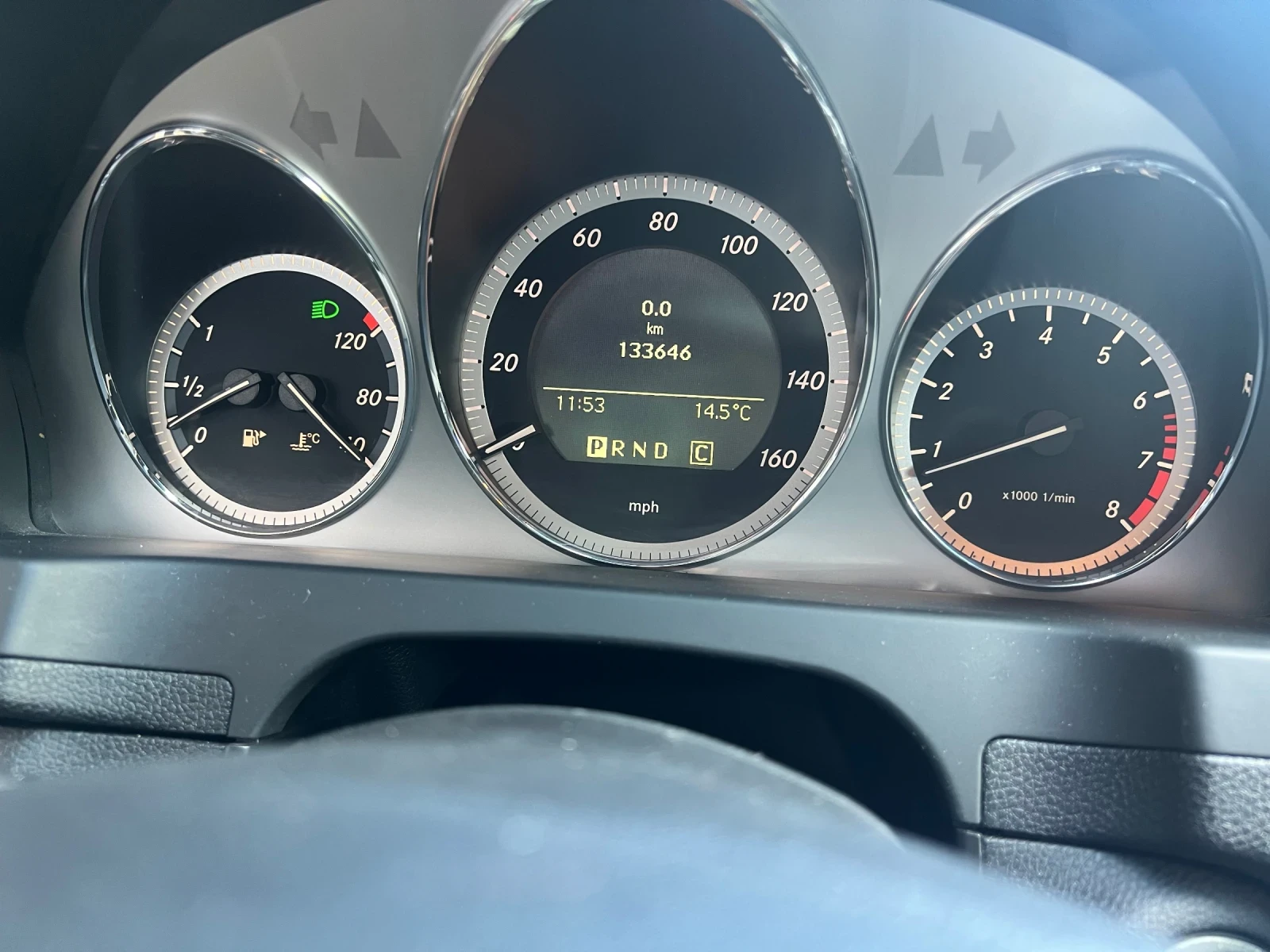 Mercedes-Benz C 300, снимка 10 - Автомобили и джипове - 56194876