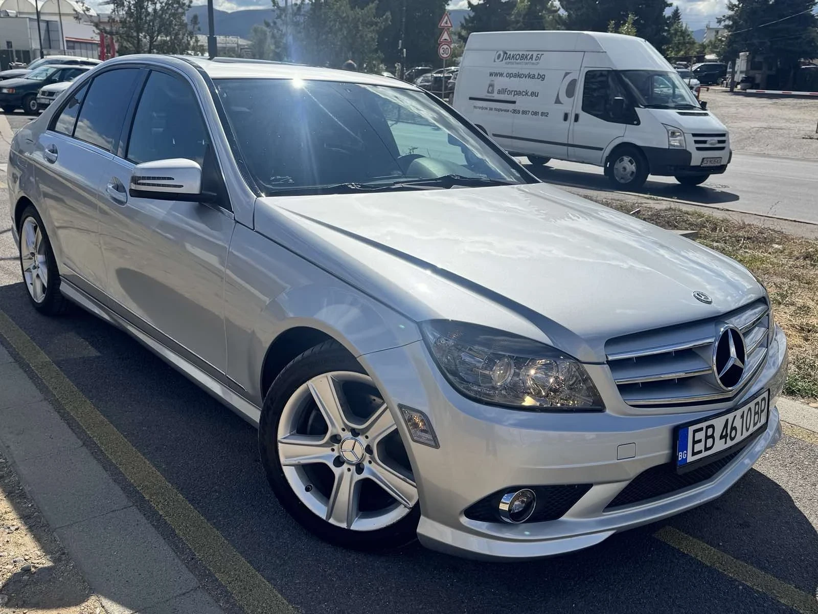 Mercedes-Benz C 300, снимка 2 - Автомобили и джипове - 56194876