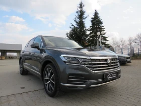VW Touareg 3.0TDI * R-LINE 360  KEYLESS 4X4 DISTRONIC+ * , снимка 3