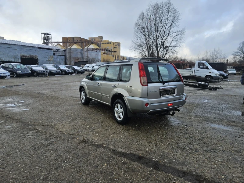 Nissan X-trail 2.2dci 136hp klima, снимка 4 - Автомобили и джипове - 48475876