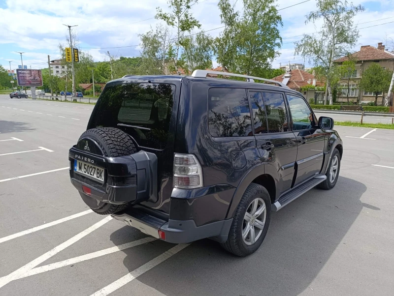 Mitsubishi Pajero, снимка 3 - Автомобили и джипове - 51437530
