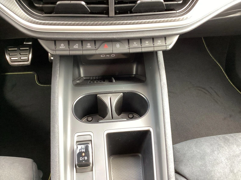 Skoda Elroq RS 84kWh AWD MATRIX-LED CANTON 360 HEAD UP, снимка 12 - Автомобили и джипове - 51508936