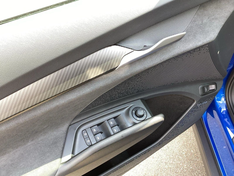 Skoda Elroq RS 84kWh AWD MATRIX-LED CANTON 360 HEAD UP, снимка 7 - Автомобили и джипове - 51508936