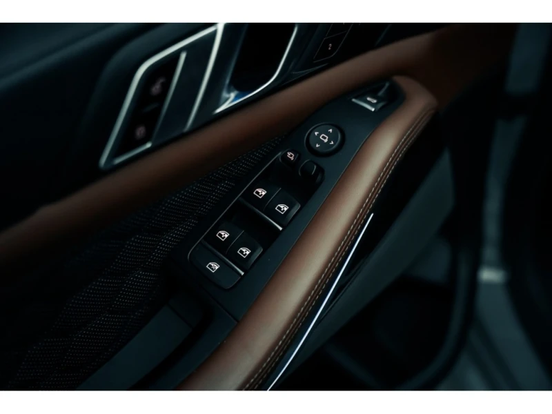 BMW X5 * Competition * CARFAX * БЕЗ ПЪРВОНАЧАЛНА ВНОСКА, снимка 13 - Автомобили и джипове - 52819392