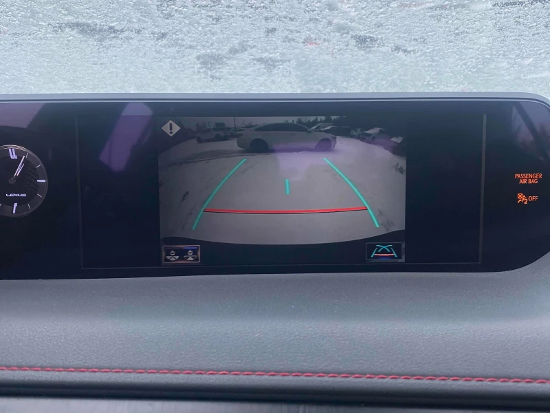 Lexus UX 250h * * CARFAX * * АВТО КРЕДИТ * * , снимка 10 - Автомобили и джипове - 52830621