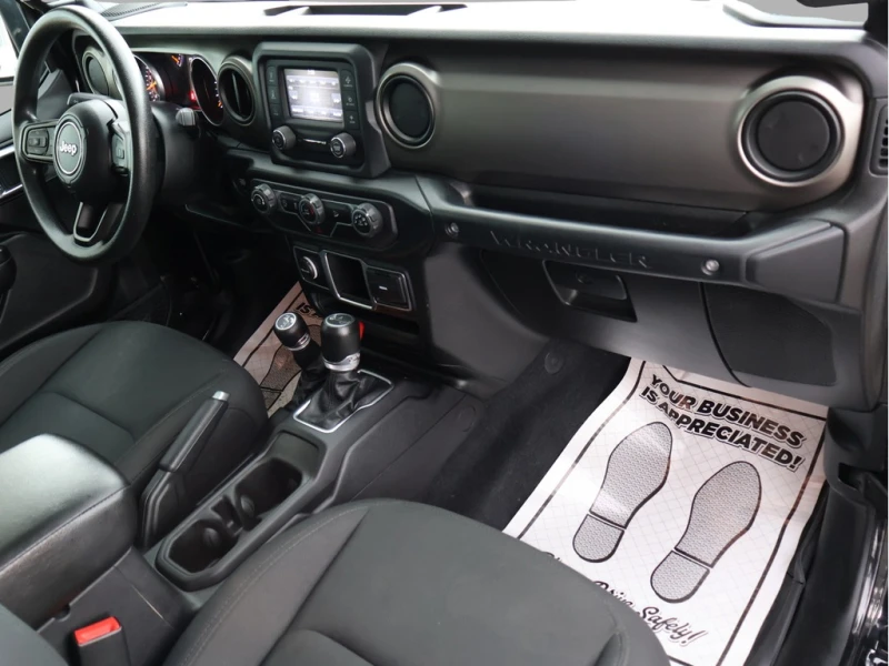 Jeep Wrangler SPORT 2DR* AWD* 8 SPEED* CARFAX* АВТО КРЕДИТ* , снимка 10 - Автомобили и джипове - 53249611