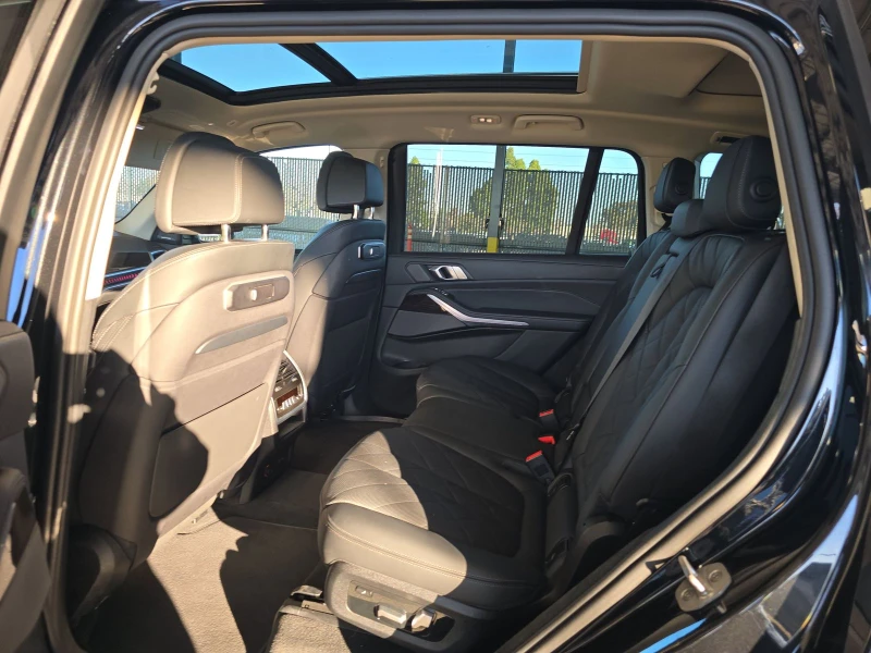 BMW X7 * xDrive40i* BUY NOW* ФИКС.ЦЕНА* , снимка 8 - Автомобили и джипове - 53272033
