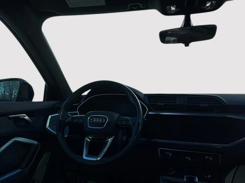 Audi Q3 quattro Komfort* 45* TFSI* АвтоКредит* (ЦЕНА ДО БГ, снимка 9 - Автомобили и джипове - 53513272