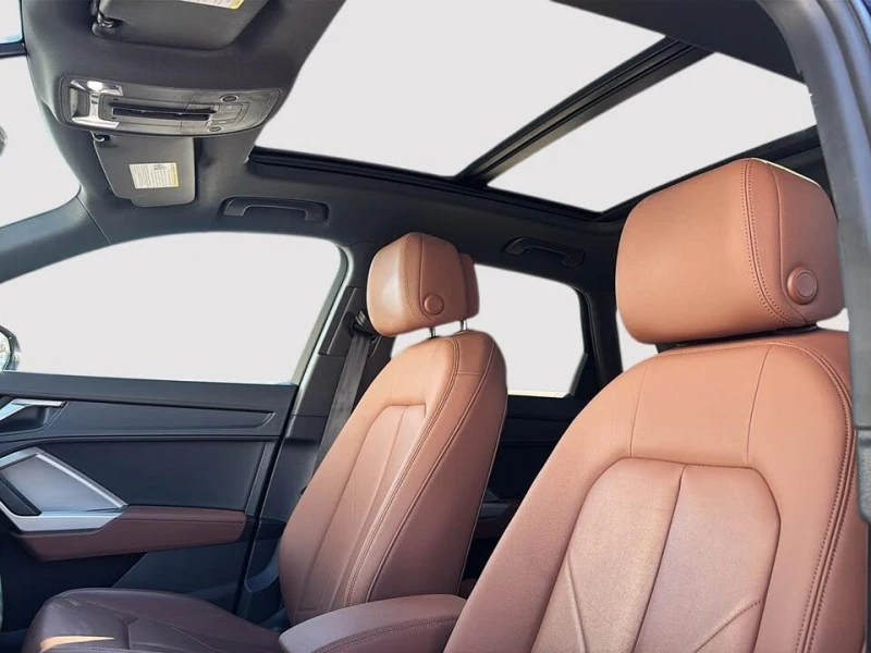 Audi Q3 quattro Komfort* 45* TFSI* АвтоКредит* (ЦЕНА ДО БГ, снимка 16 - Автомобили и джипове - 53513272