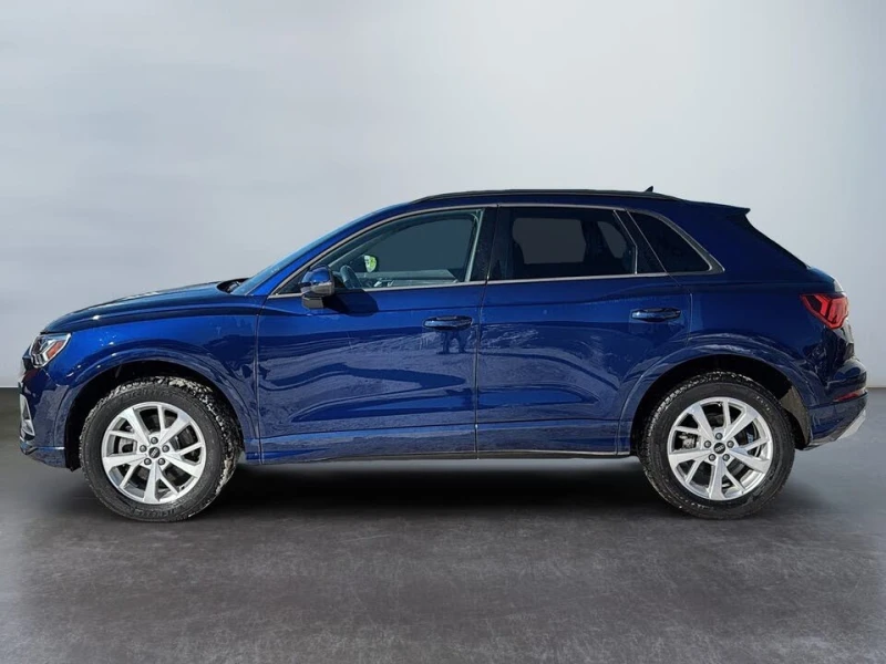 Audi Q3 quattro Komfort* 45* TFSI* АвтоКредит* (ЦЕНА ДО БГ, снимка 4 - Автомобили и джипове - 53513272