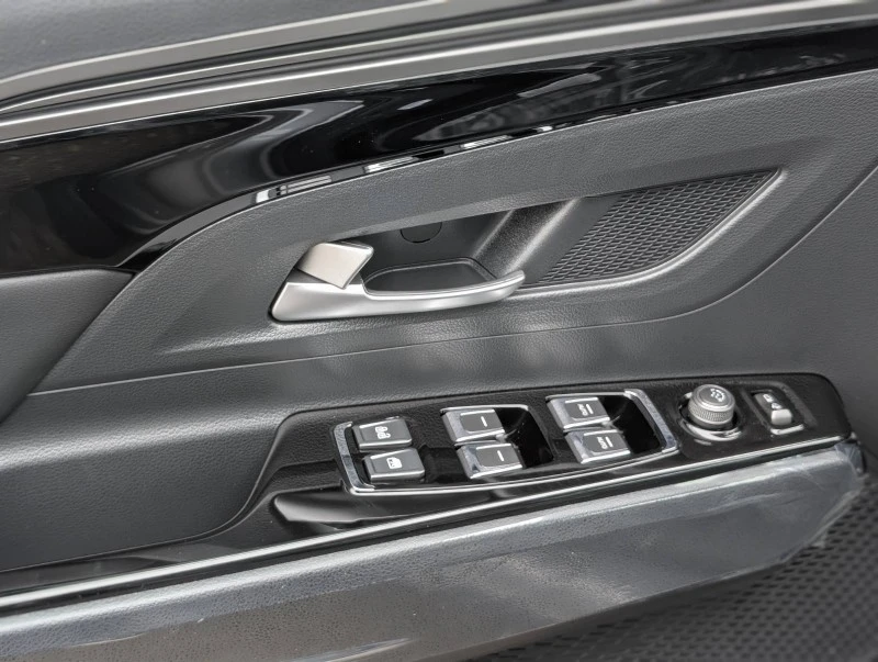 SsangYong Korando 1.5 GDI-Turbo 4x4 НОВ, снимка 10 - Автомобили и джипове - 53214320