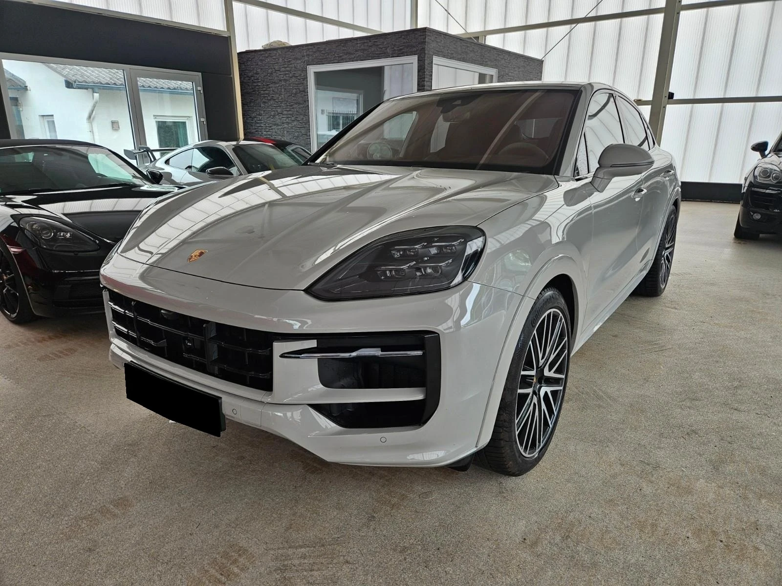 Porsche Cayenne GTS* COUPE* HEAD-UP* 22&#34;* PANO* DSITR* BOSE* , снимка 1