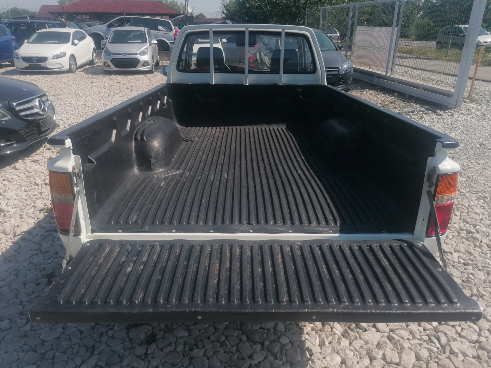 Toyota Hilux | Mobile.bg   11