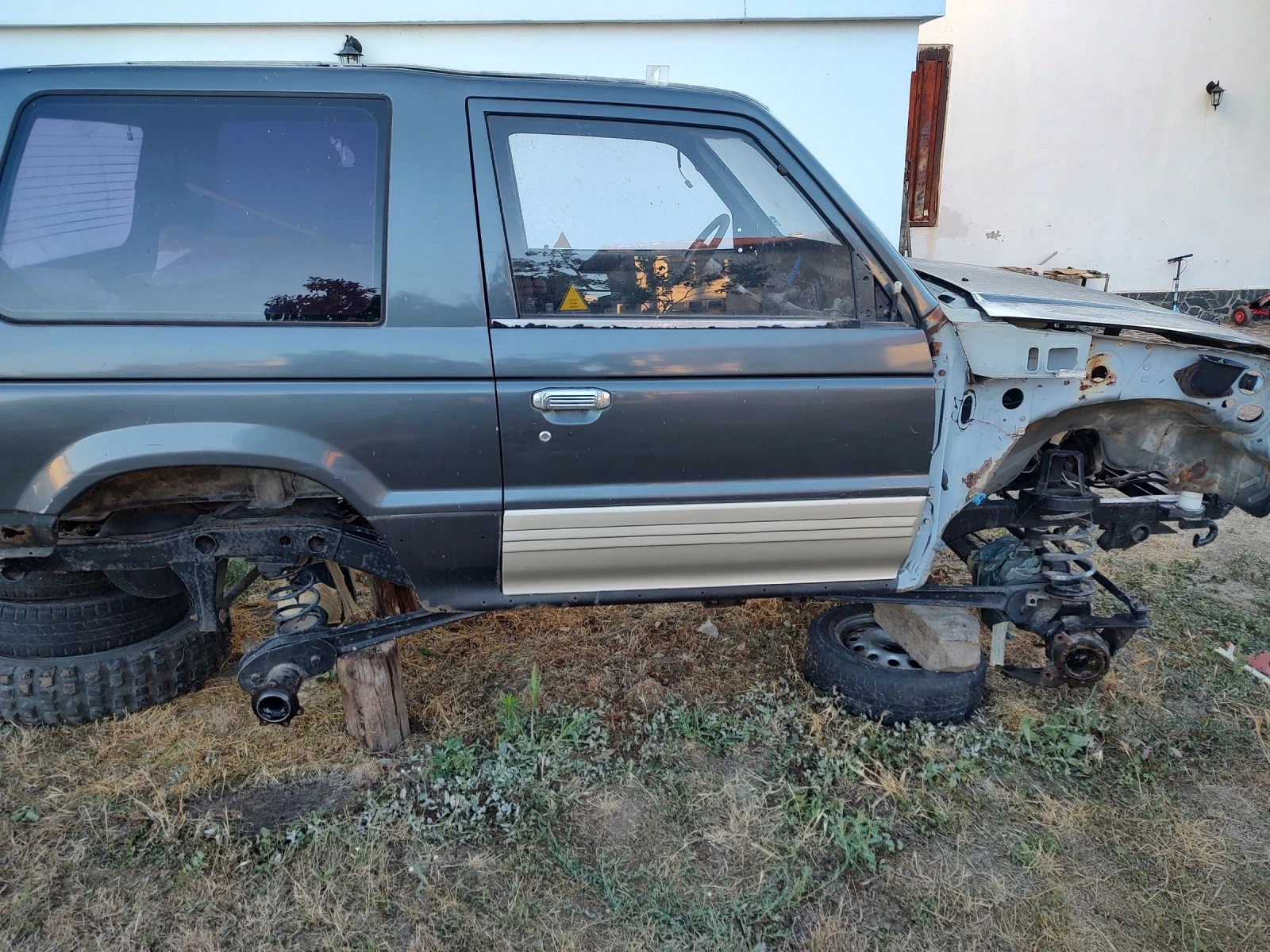 Mitsubishi Pajero 4.2 бензин, автоматик, Бартер | Mobile.bg — изображение 1