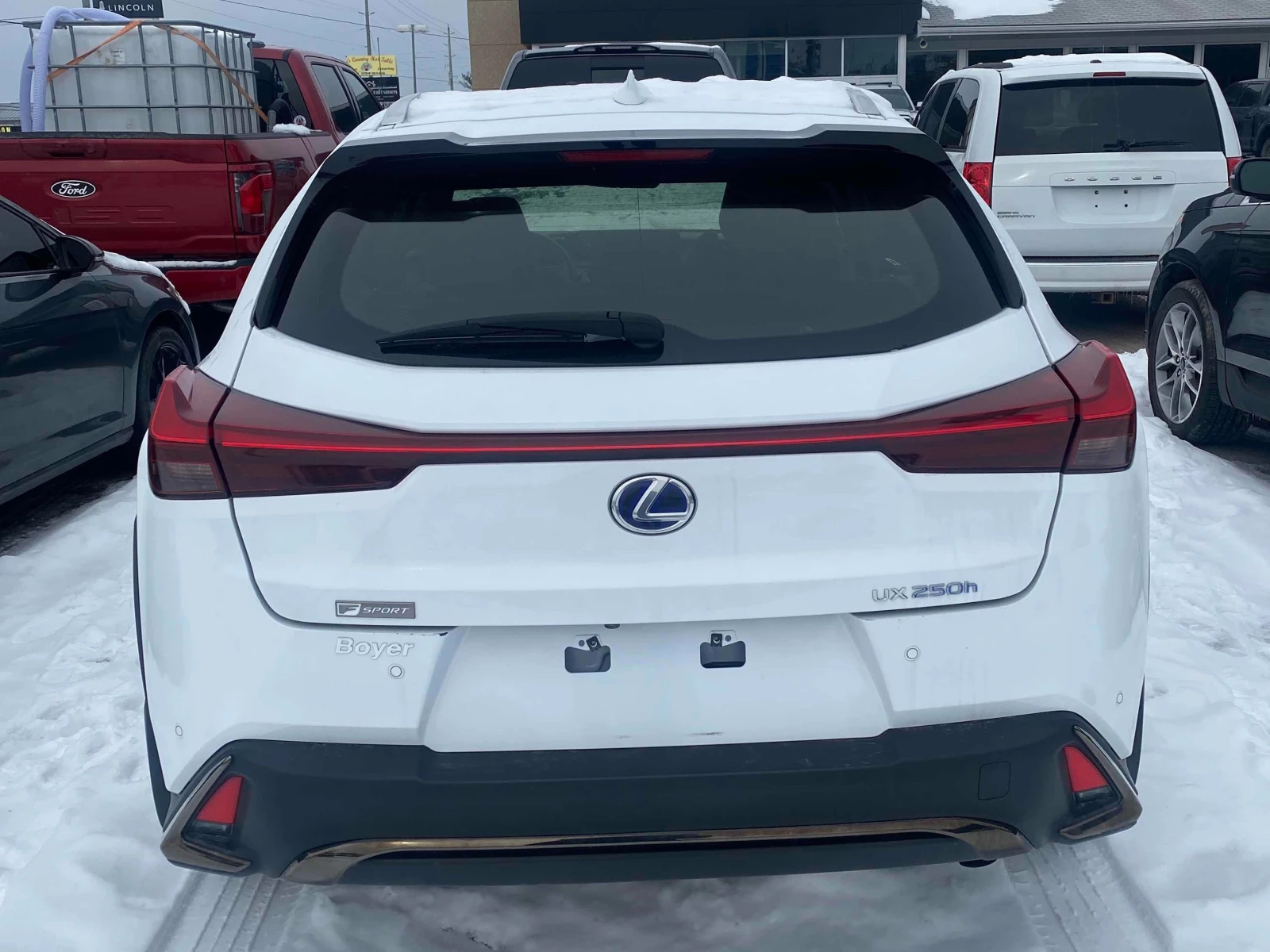 Lexus UX 250h * * CARFAX * * АВТО КРЕДИТ * *  - изображение 5