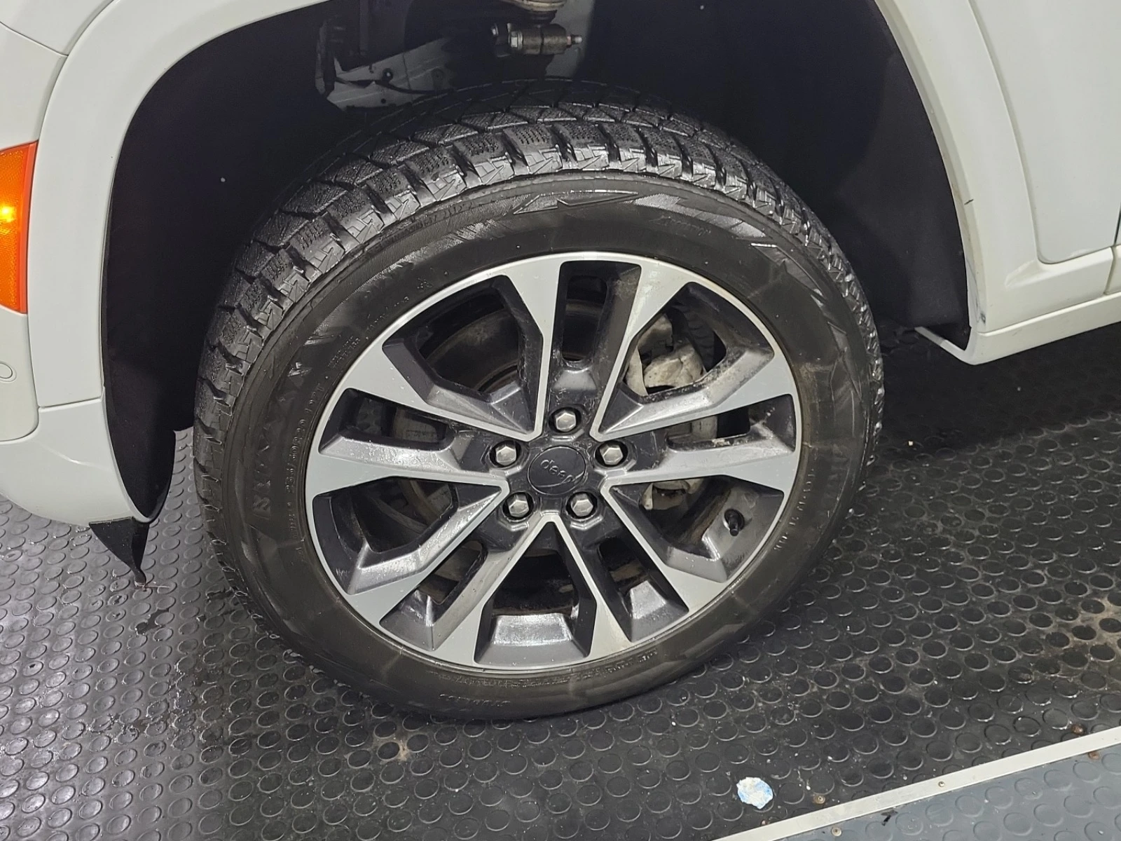 Jeep Grand cherokee * * CARFAX * * АВТО КРЕДИТ * *  - изображение 5