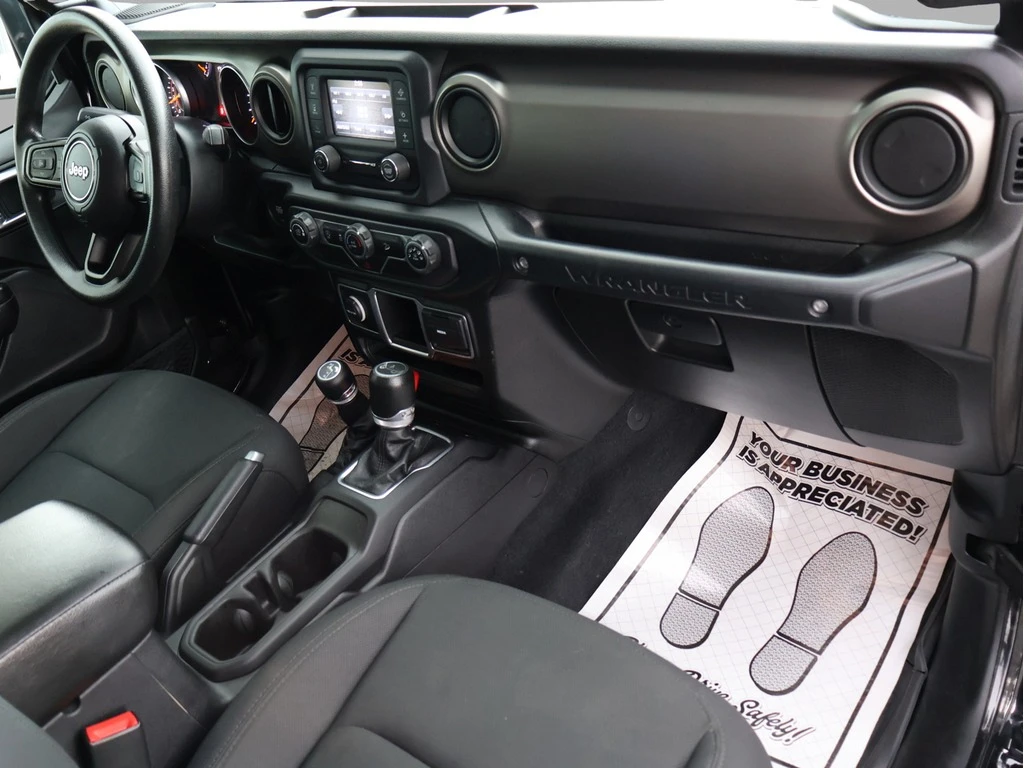 Jeep Wrangler SPORT 2DR* AWD* 8 SPEED* CARFAX* АВТО КРЕДИТ*  - изображение 10