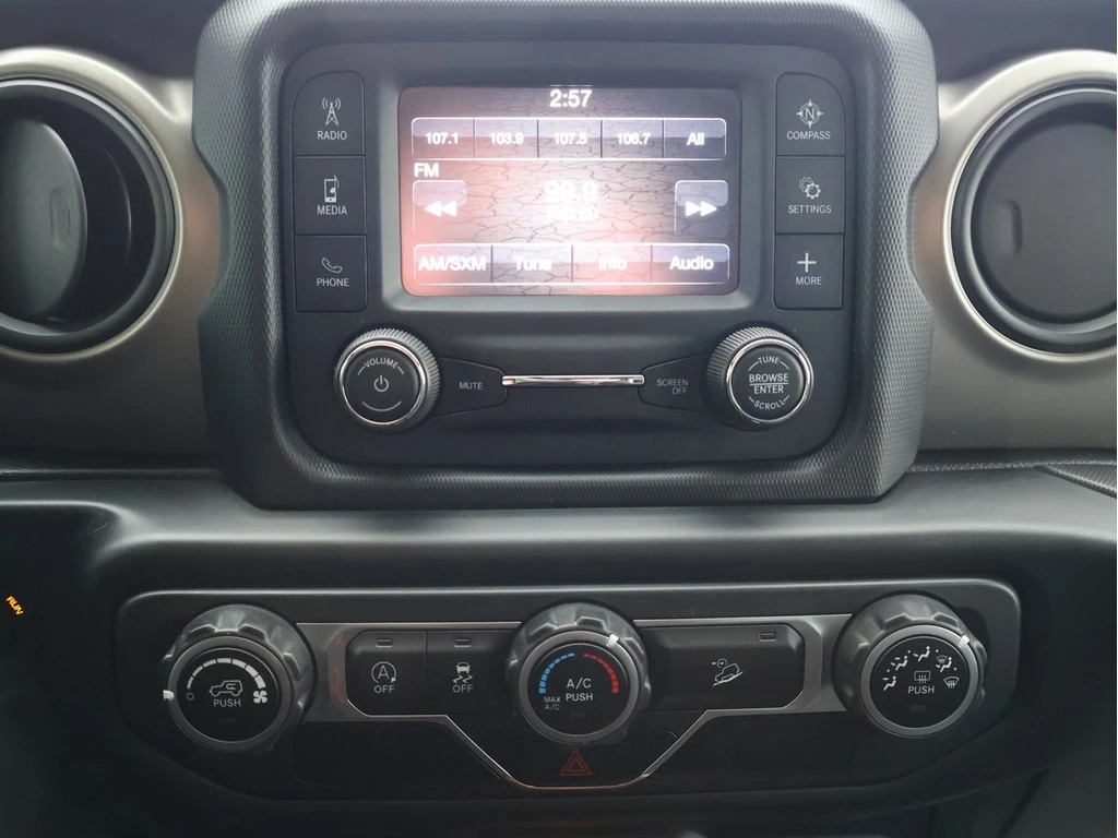 Jeep Wrangler SPORT 2DR* AWD* 8 SPEED* CARFAX* ���� ������*  | Mobile.bg � ����������� 12