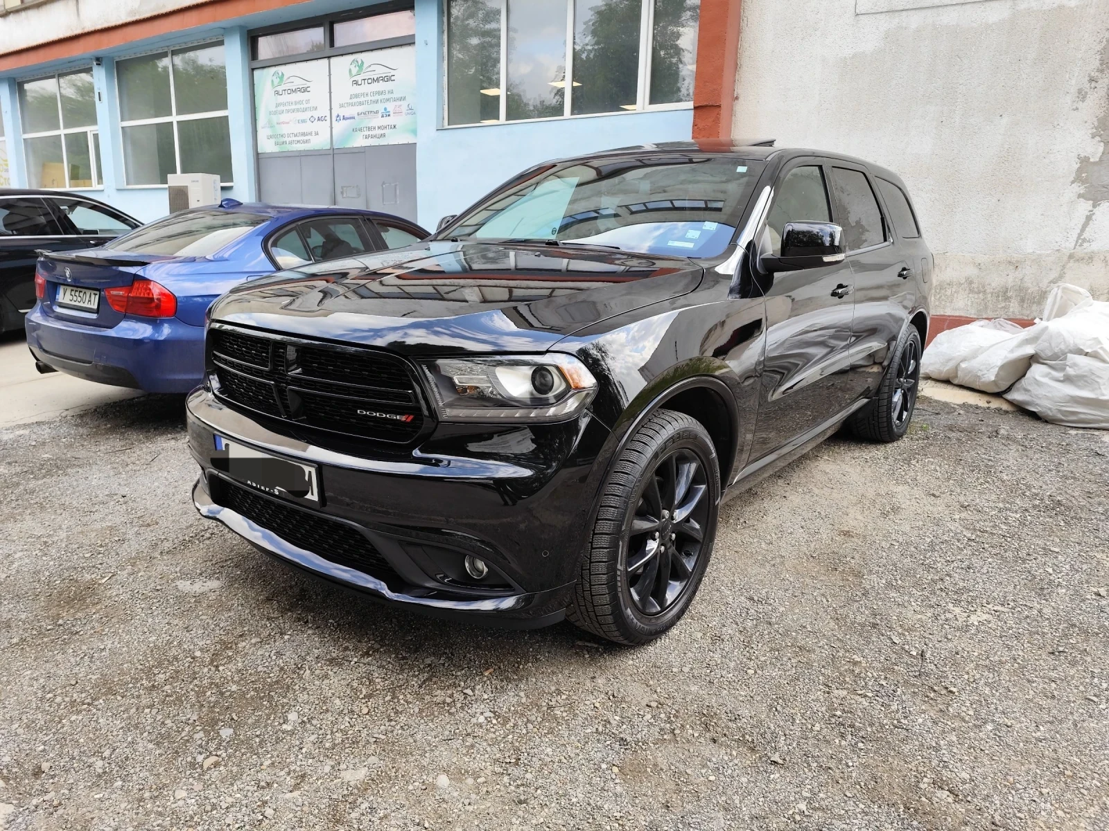 Dodge Durango Предна броня, снимка 2 - Автомобили и джипове - 53728133