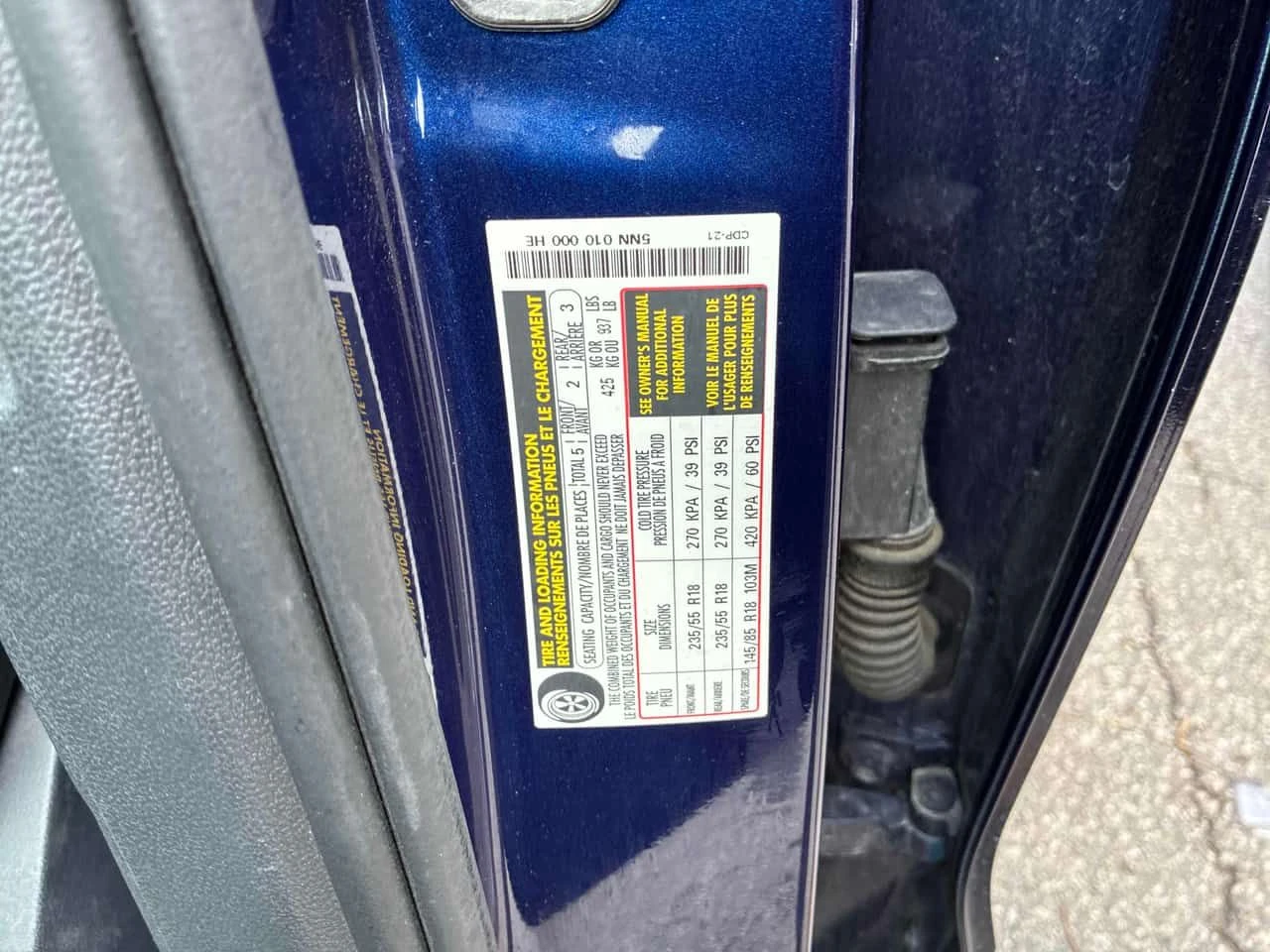 VW Tiguan * Comfortline * CARFAX * ПАНО * KEYLESS * ПОДГРЕВИ, снимка 11 - Автомобили и джипове - 53836315