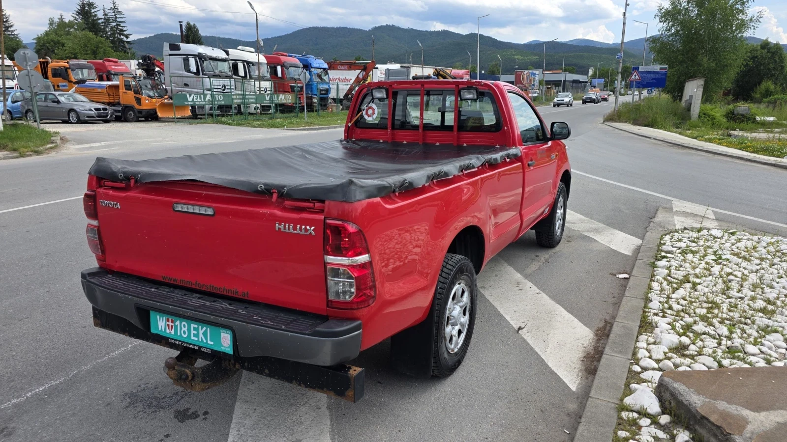 Toyota Hilux 2, 5 4Х4 EURO 5 B Климатик, снимка 4 - Автомобили и джипове - 54822381