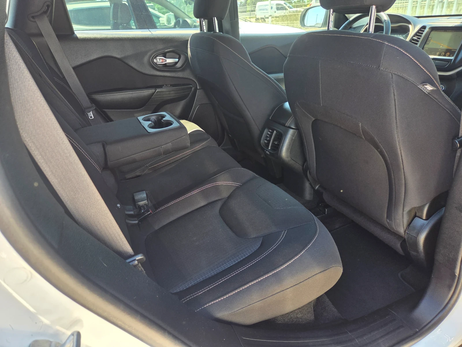 Jeep Cherokee 4x4/NAVI/������ | Mobile.bg � ����������� 13