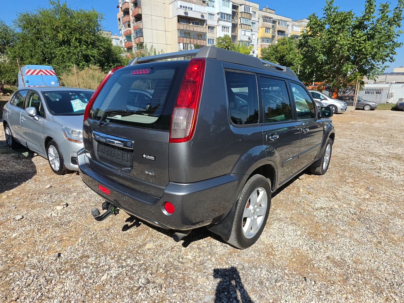 Nissan X-trail 2.2dCi, снимка 4 - Автомобили и джипове - 55687802