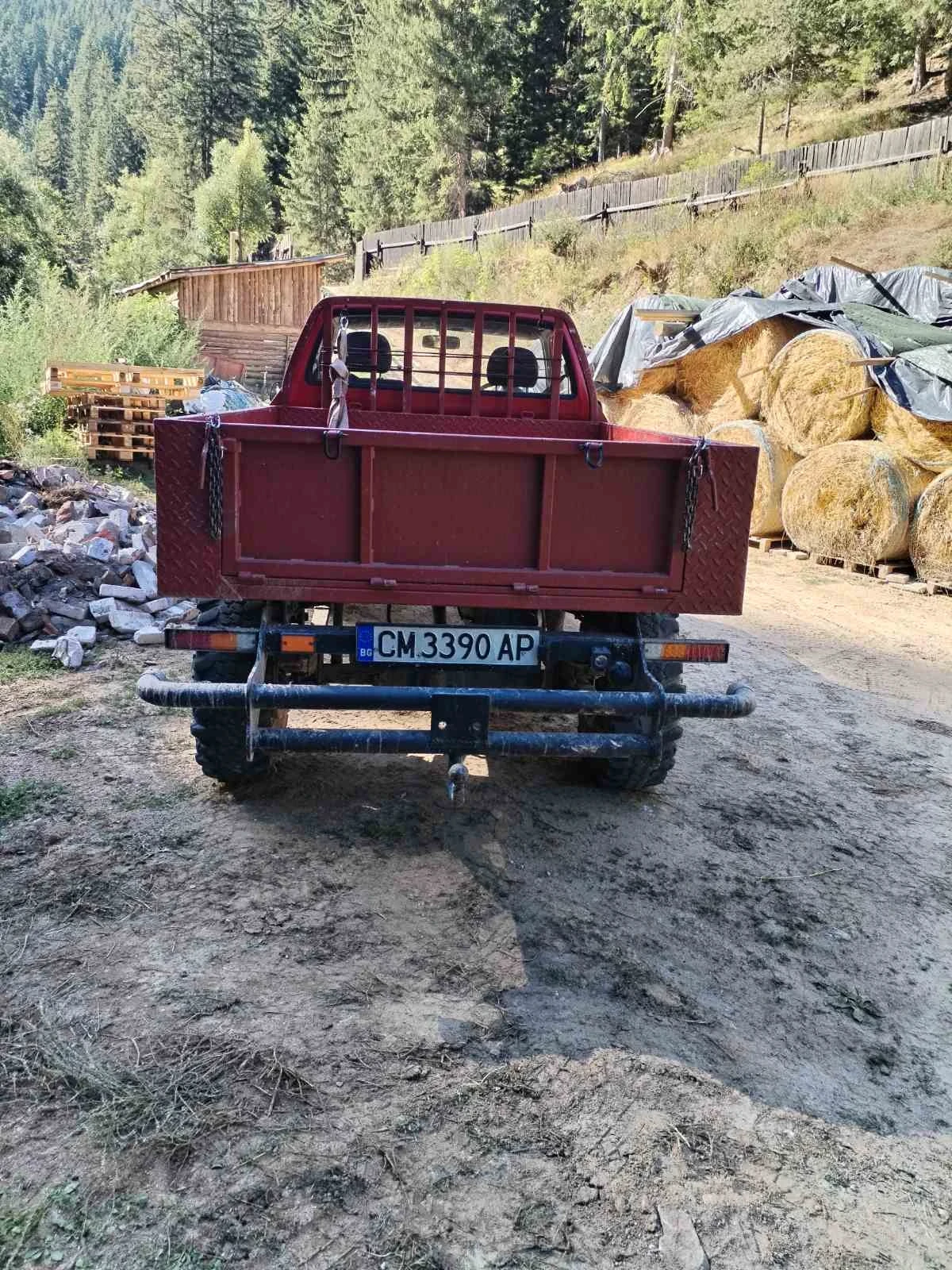Toyota Hilux, снимка 2 - Автомобили и джипове - 55838335