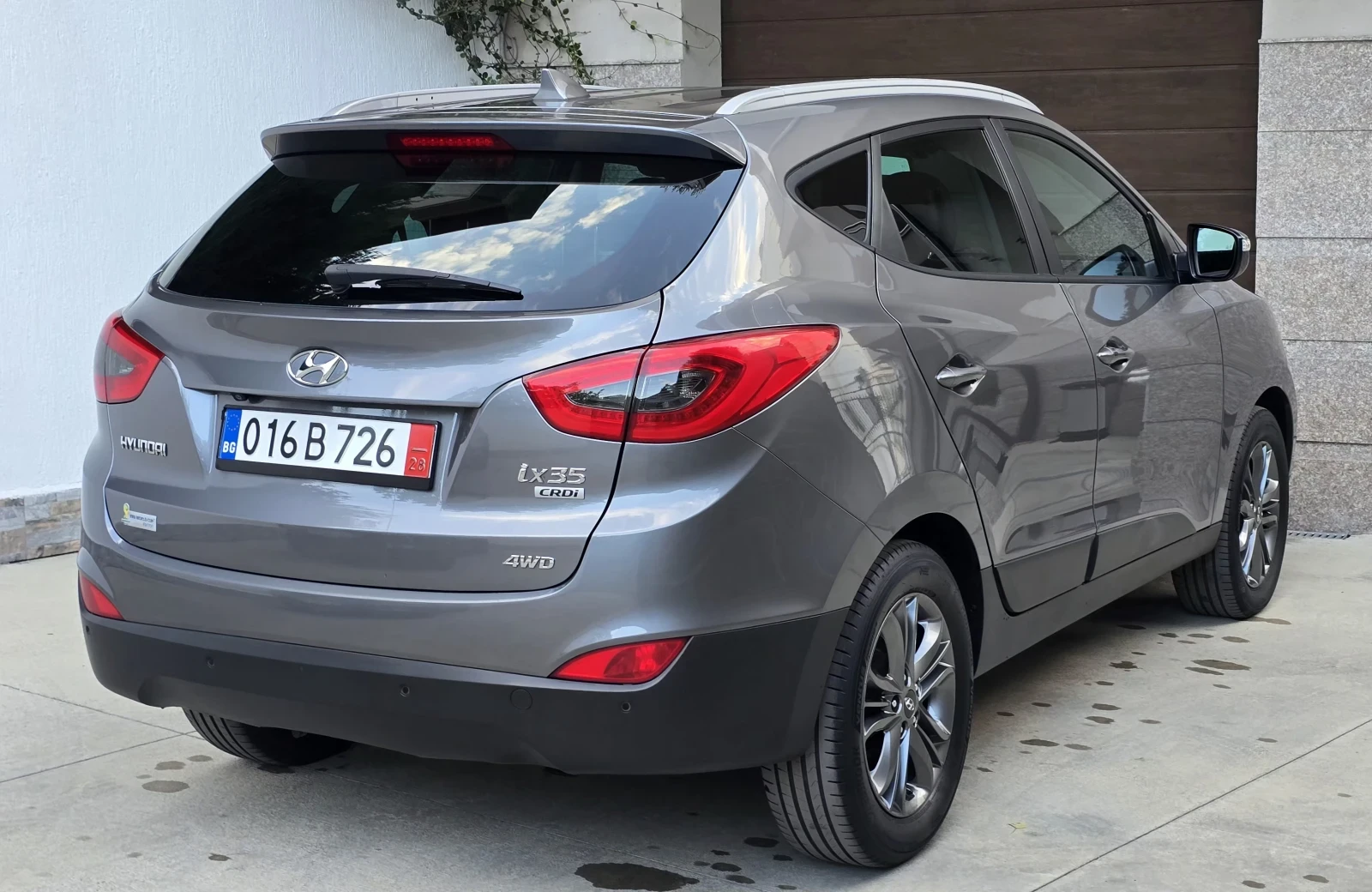 Hyundai IX35 2.0CRDI  136kc  4x4  Navi | Mobile.bg � ����������� 5