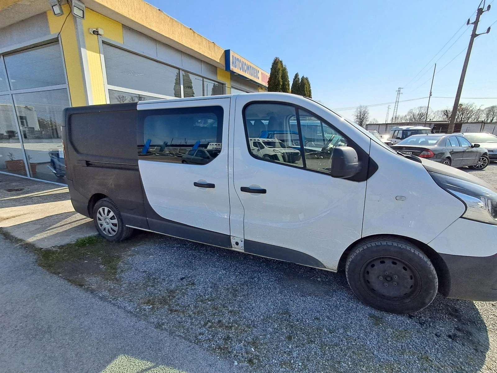 Renault Trafic 1.6 dci / 5+ 1 климатик, снимка 4 - Бусове и автобуси - 53558298