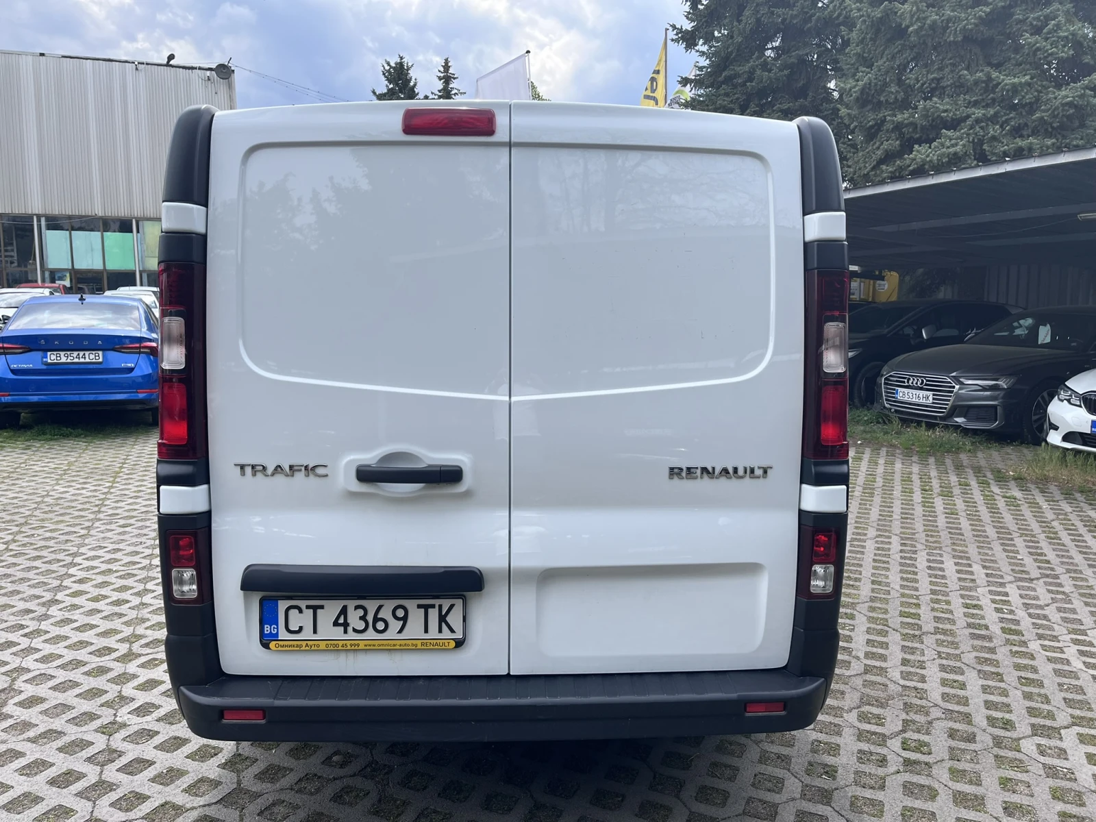 Renault Trafic 2.0 dCI 130 L2H1 2+ 1 , снимка 5 - Бусове и автобуси - 54358017