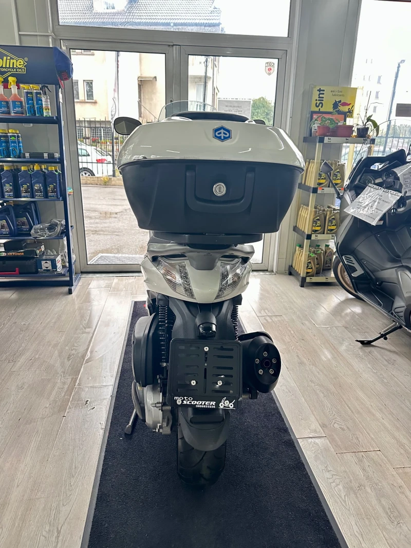 Piaggio Beverly 350i 09.2012г., снимка 5 - Мотоциклети и мототехника - 51978486