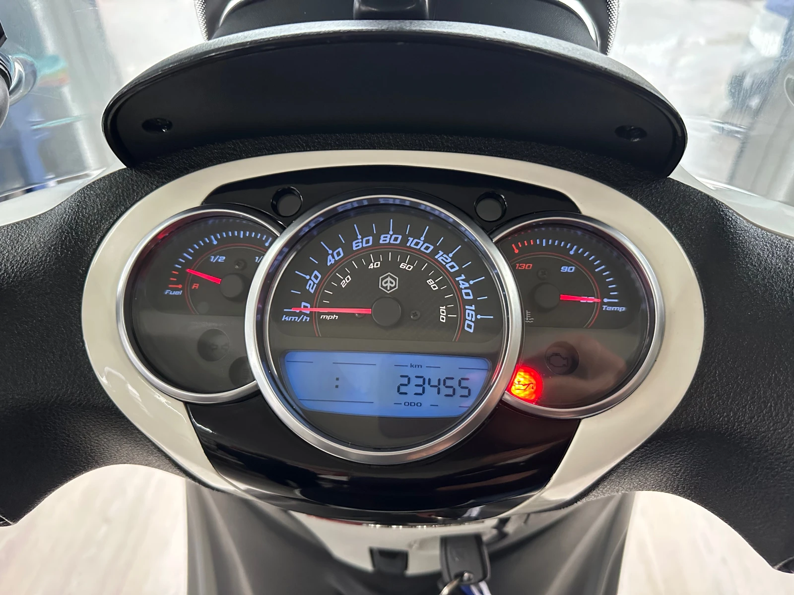 Piaggio Beverly 350i 09.2012г. - изображение 3