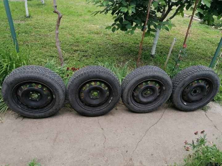 Гуми с джанти Fulda 165/70R14, снимка 1 - Гуми и джанти - 47398569