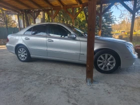 Mercedes-Benz E 320, снимка 5