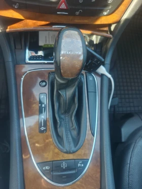 Mercedes-Benz E 320, снимка 11