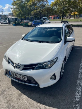 Toyota Auris 1.8 ГАЗ, снимка 3