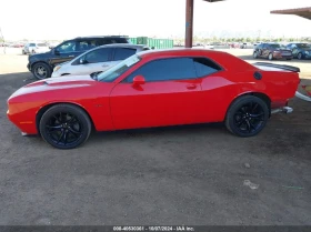 Dodge Challenger 5.7L V-8 VVT, 372HP Rear Wheel Drive, снимка 6