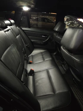 BMW 320, снимка 16