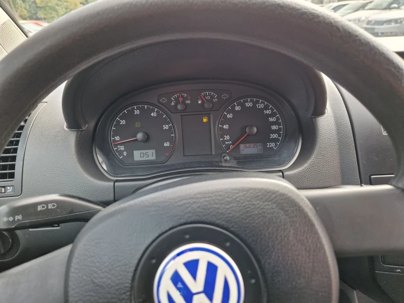 VW Polo 1.2i klima , снимка 11 - Автомобили и джипове - 44155911