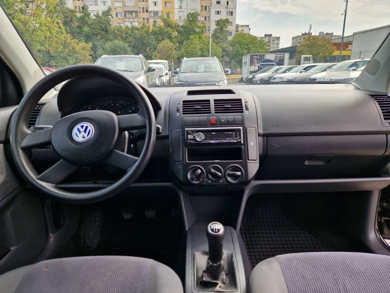 VW Polo 1.2i klima , снимка 10 - Автомобили и джипове - 44155911