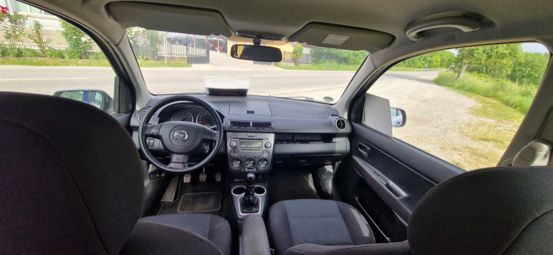 Mazda 2, снимка 6 - Автомобили и джипове - 46031013
