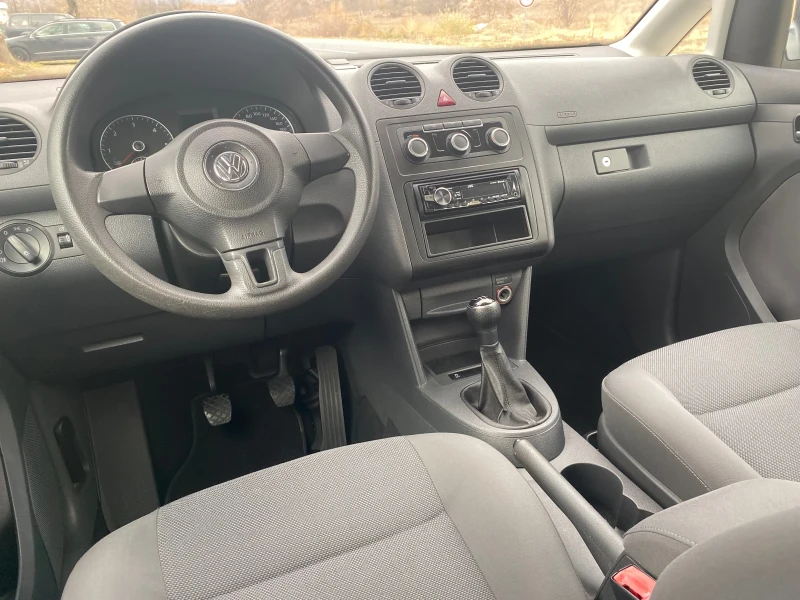 VW Caddy 1.6TDI 102ks EURO5A, снимка 16 - Автомобили и джипове - 48247620