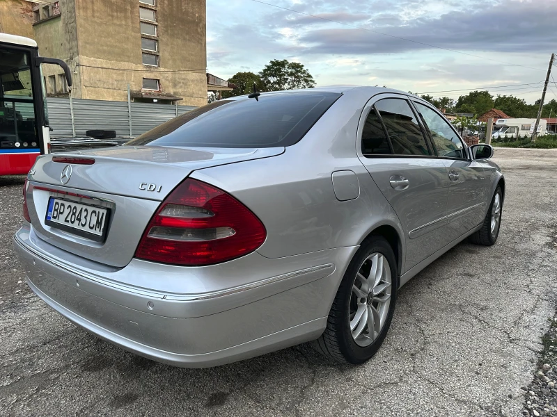 Mercedes-Benz E 280 Elegance, снимка 5 - Автомобили и джипове - 49542676