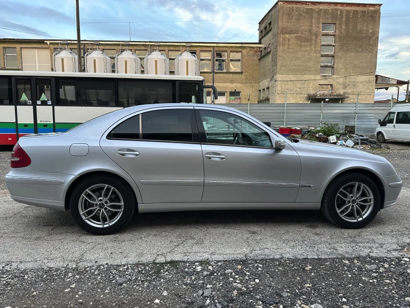 Mercedes-Benz E 280 Elegance, снимка 6 - Автомобили и джипове - 49542676