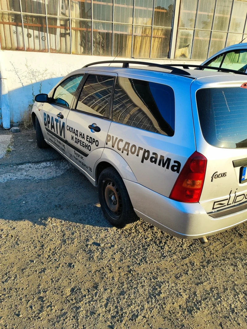 Ford Focus 1.9 TDDI, снимка 2 - Автомобили и джипове - 51255936