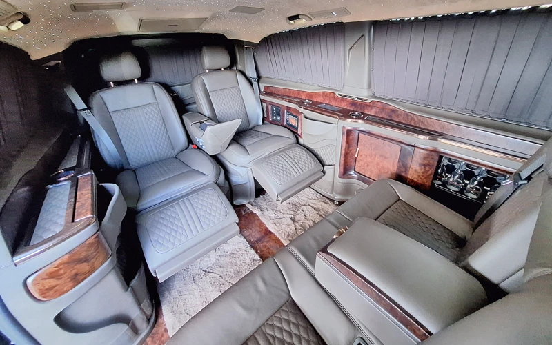 Mercedes-Benz V 300 d 4MATIC VIP, снимка 4 - Автомобили и джипове - 51339004