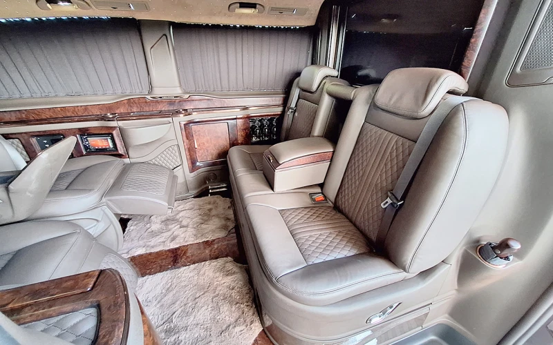 Mercedes-Benz V 300 d 4MATIC VIP, снимка 6 - Автомобили и джипове - 51339004