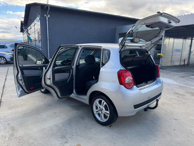 Chevrolet Aveo AUTOMATIC, снимка 8 - Автомобили и джипове - 52019938