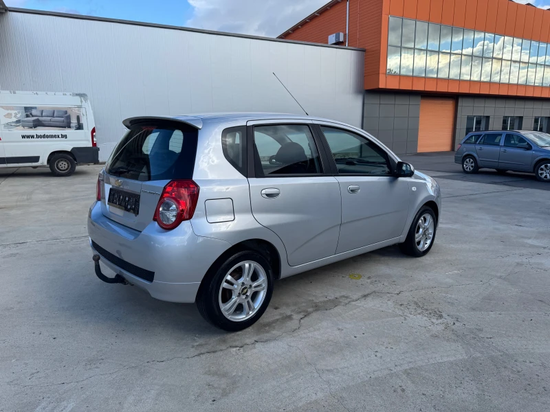 Chevrolet Aveo AUTOMATIC, снимка 4 - Автомобили и джипове - 52019938